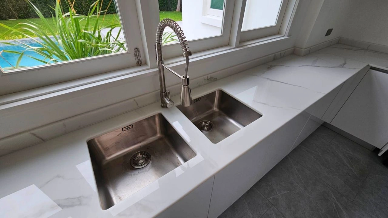 舒适安全的普吉岛5+1户型别墅