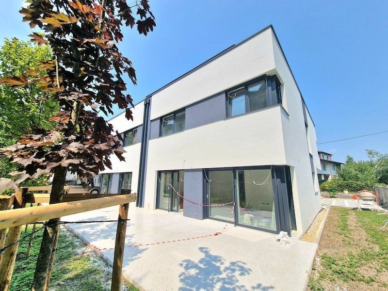 Townhouse 4+1 in the prestigious Trnovo area in Ljubljana