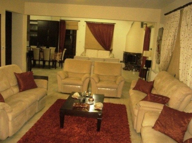 Spacious Villa 700 m2 in Larnaca