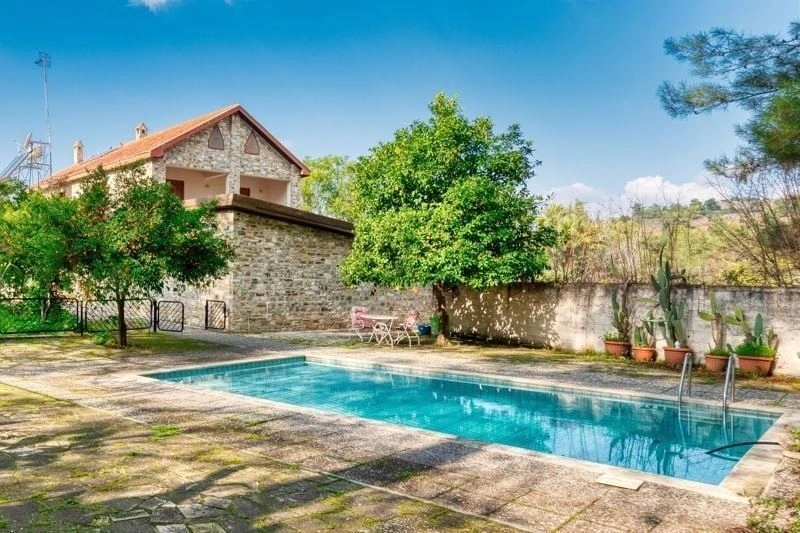 Schöne Villa 240 m2 in Larnaca,