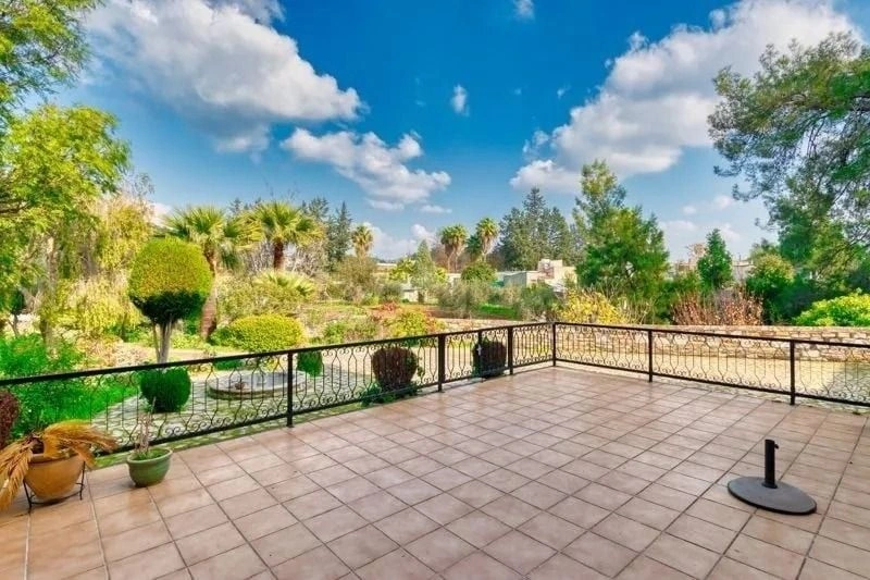 Schöne Villa 240 m2 in Larnaca,