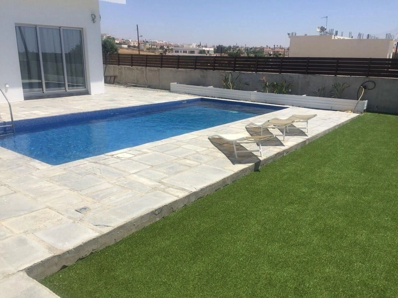 Beautiful bungalow 260 m2 in Larnaca