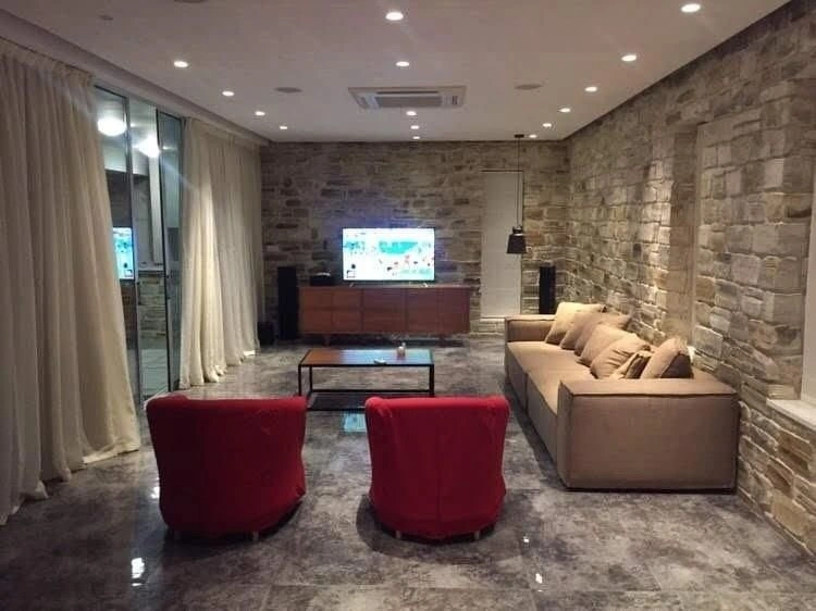 Beautiful bungalow 260 m2 in Larnaca