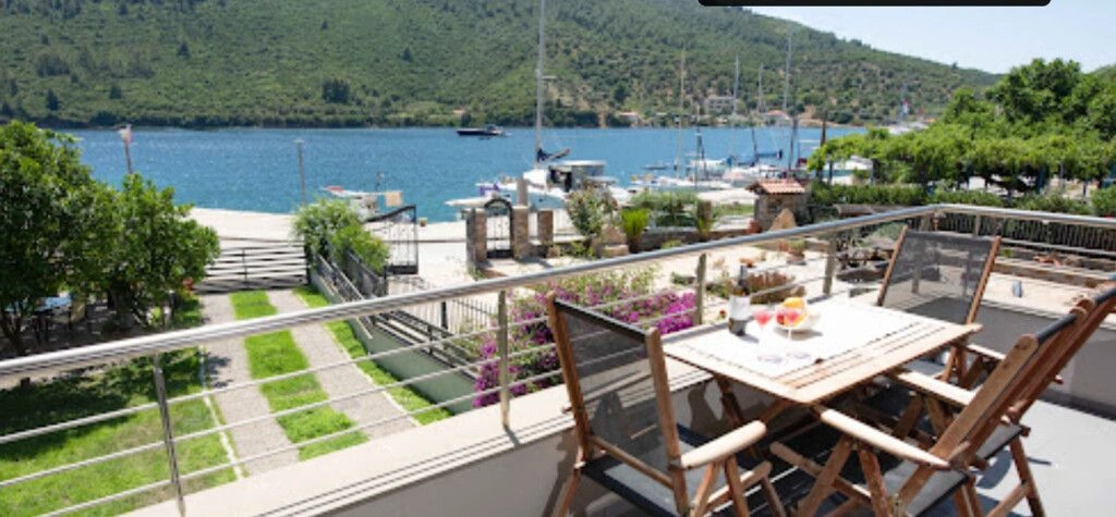 Acquista immobili di lusso a Sithonia per 1522k € ✅