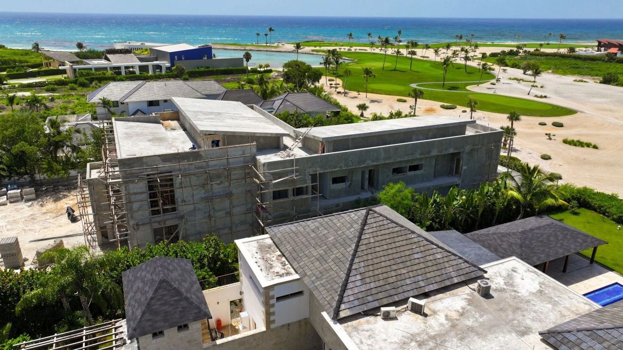 Villa 10+1 avec vue sur l'océan dans le quartier prestigieux de Cap Cana en République Dominicaine - 5 270 000 $