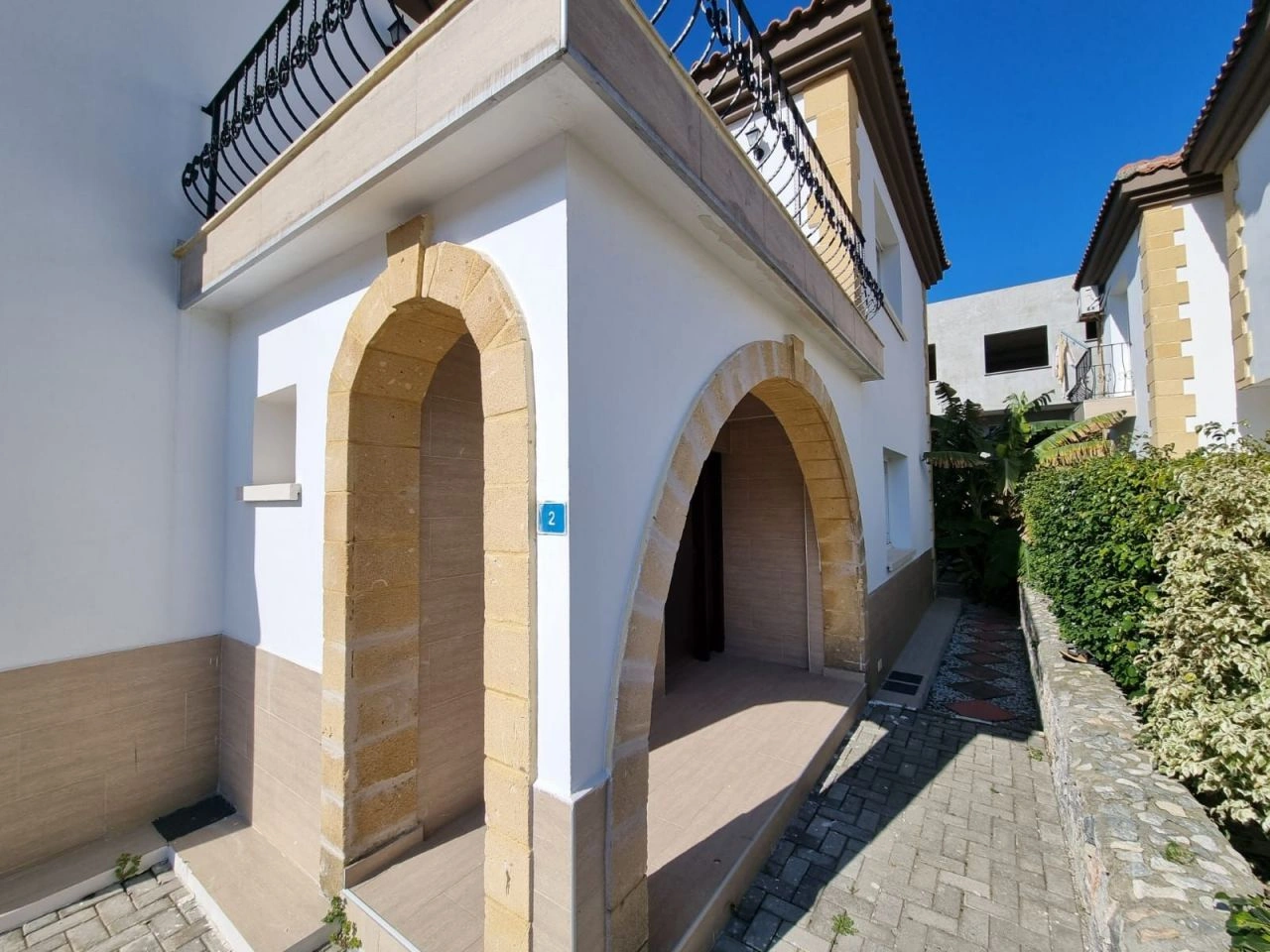 Villa 3+1 with garden in Kyrenia