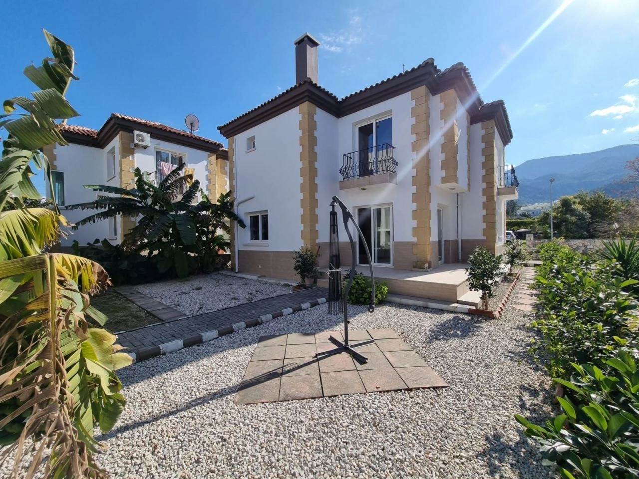 Villa 3+1 with garden in Kyrenia