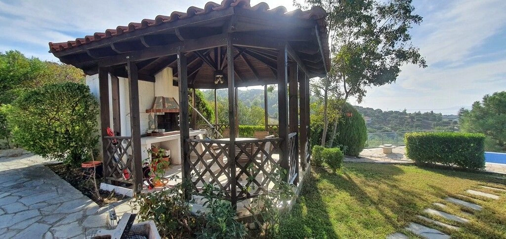 Luxury villa 5+1 on the peninsula of Sithonia