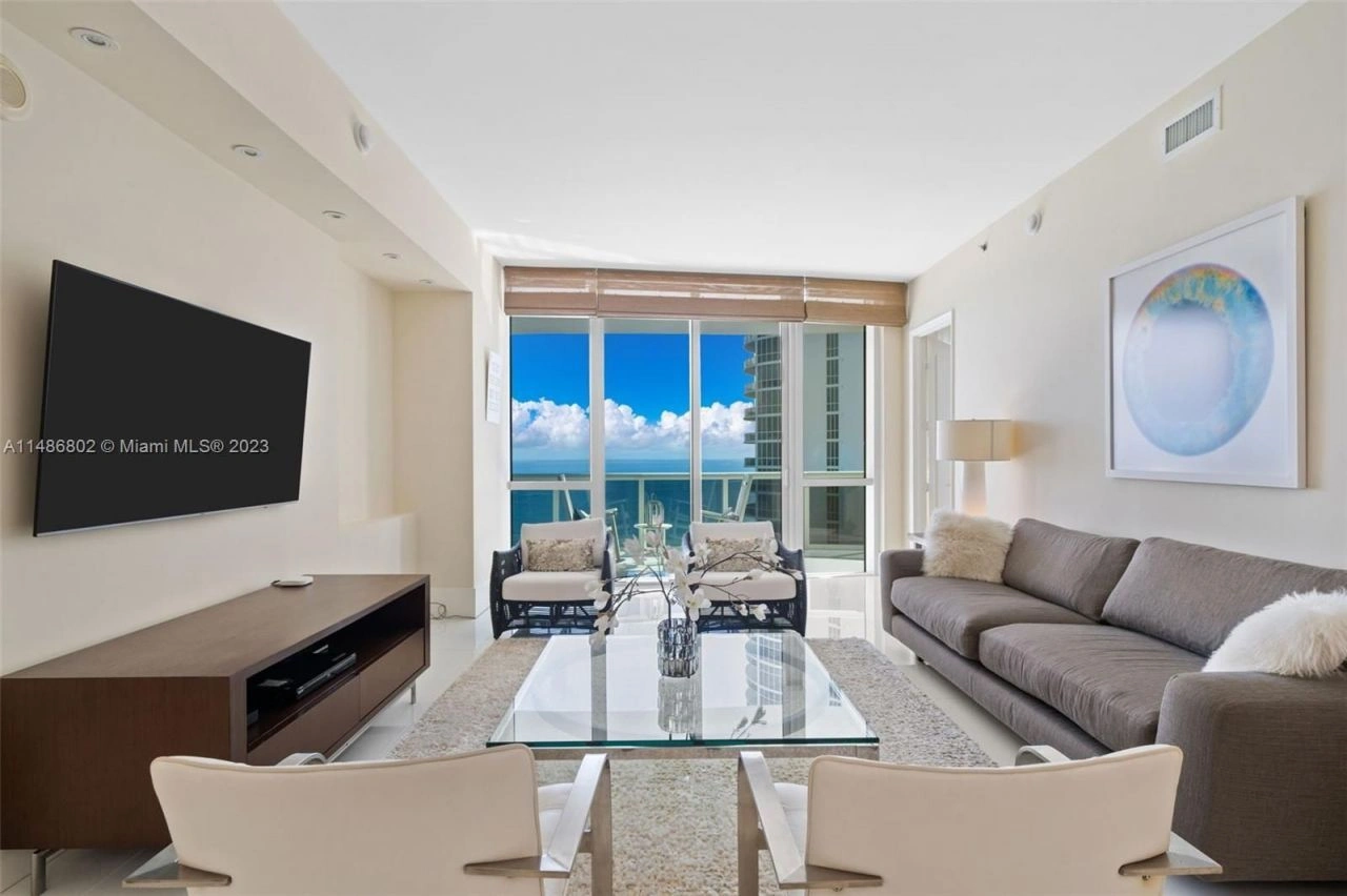 Deniz manzaralı lüks daireler Miami'de, ABD