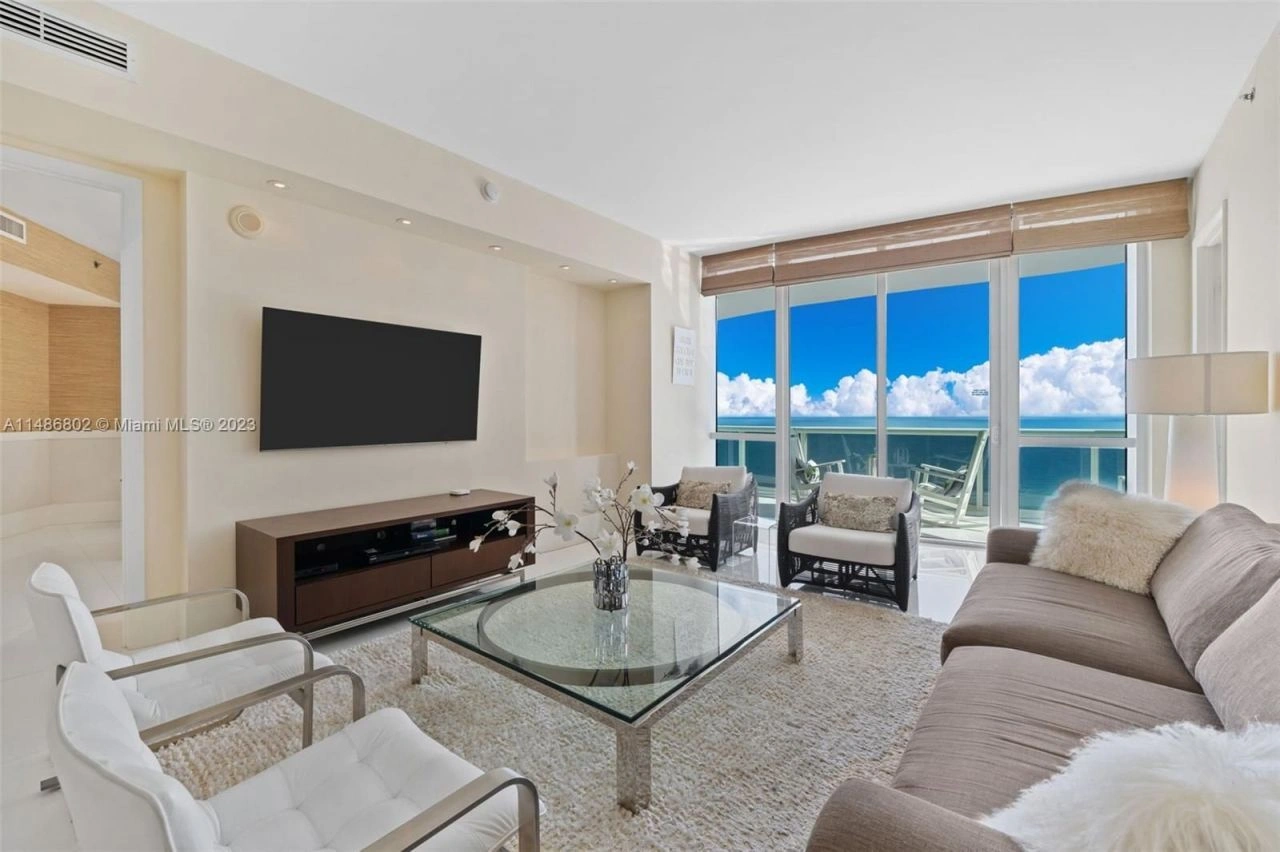 Deniz manzaralı lüks daireler Miami'de, ABD