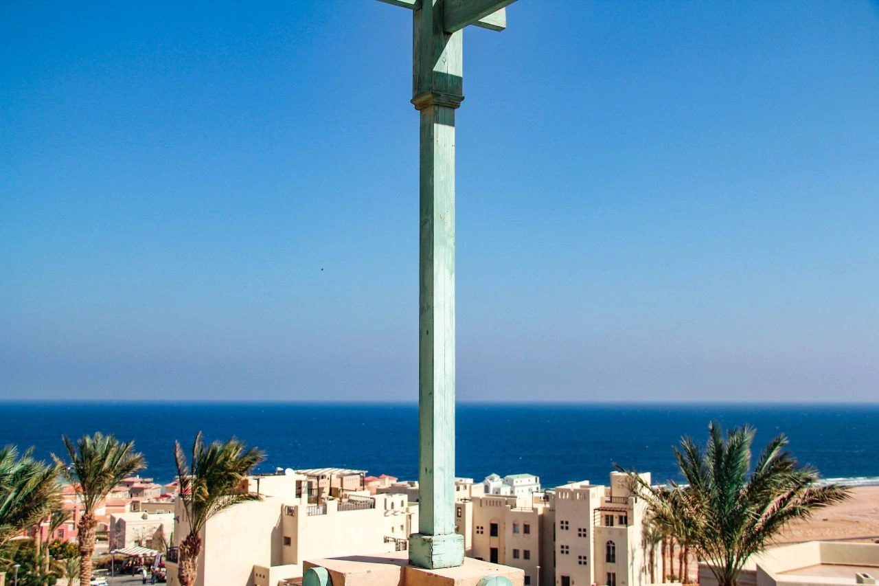 समुद्र दृश्य वाला विशाल अपार्टमेंट