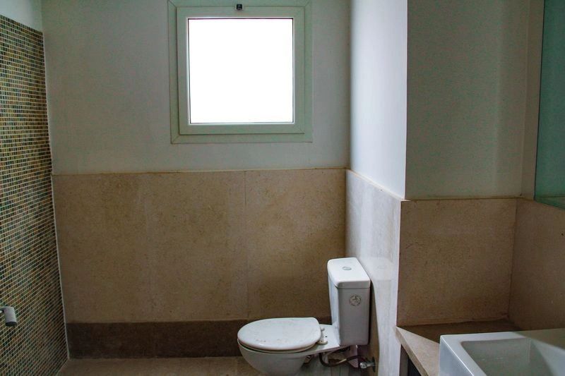 समुद्र दृश्य वाला विशाल अपार्टमेंट