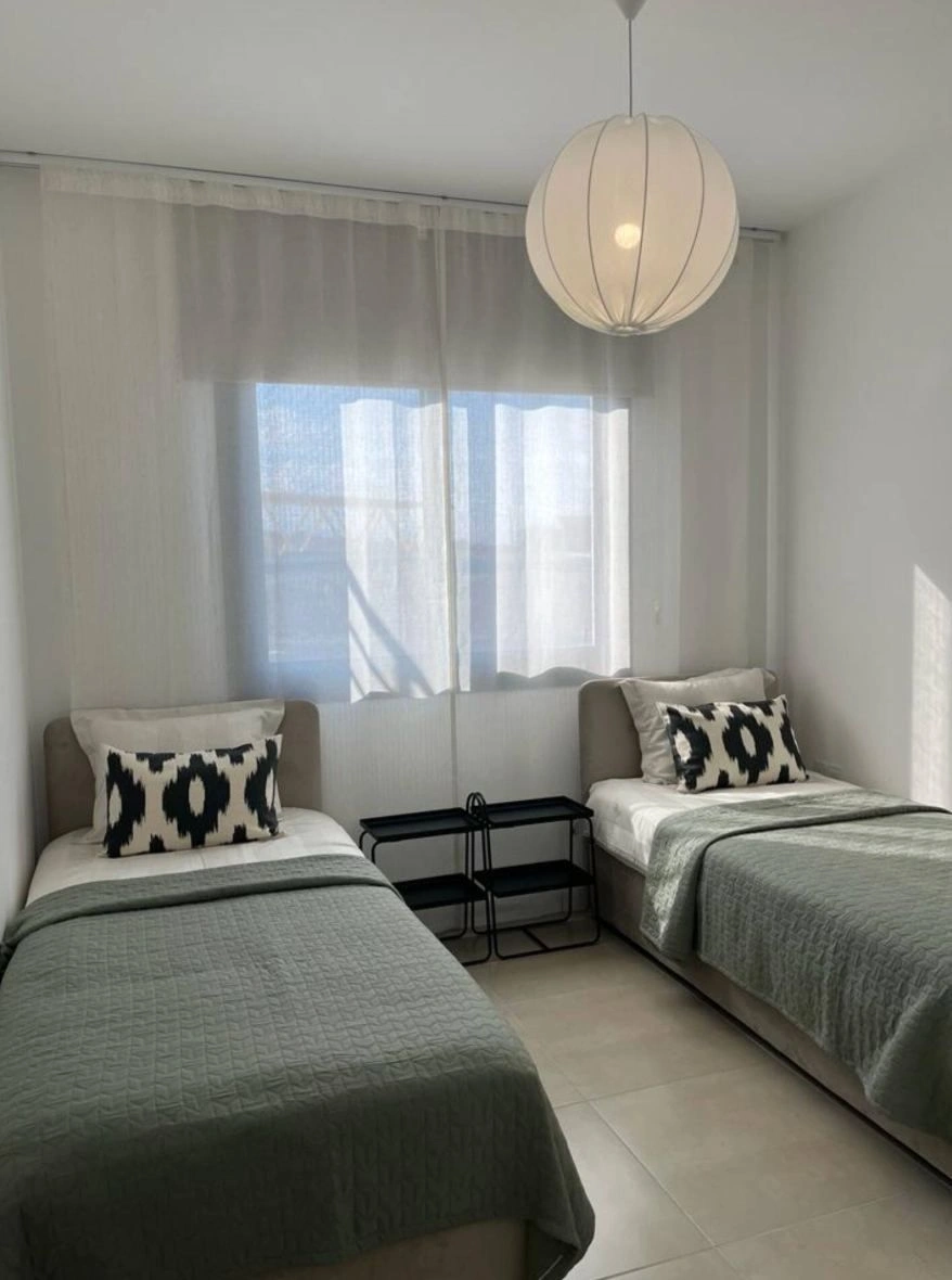 Apartment 98 m2 by the sea, Esentepe