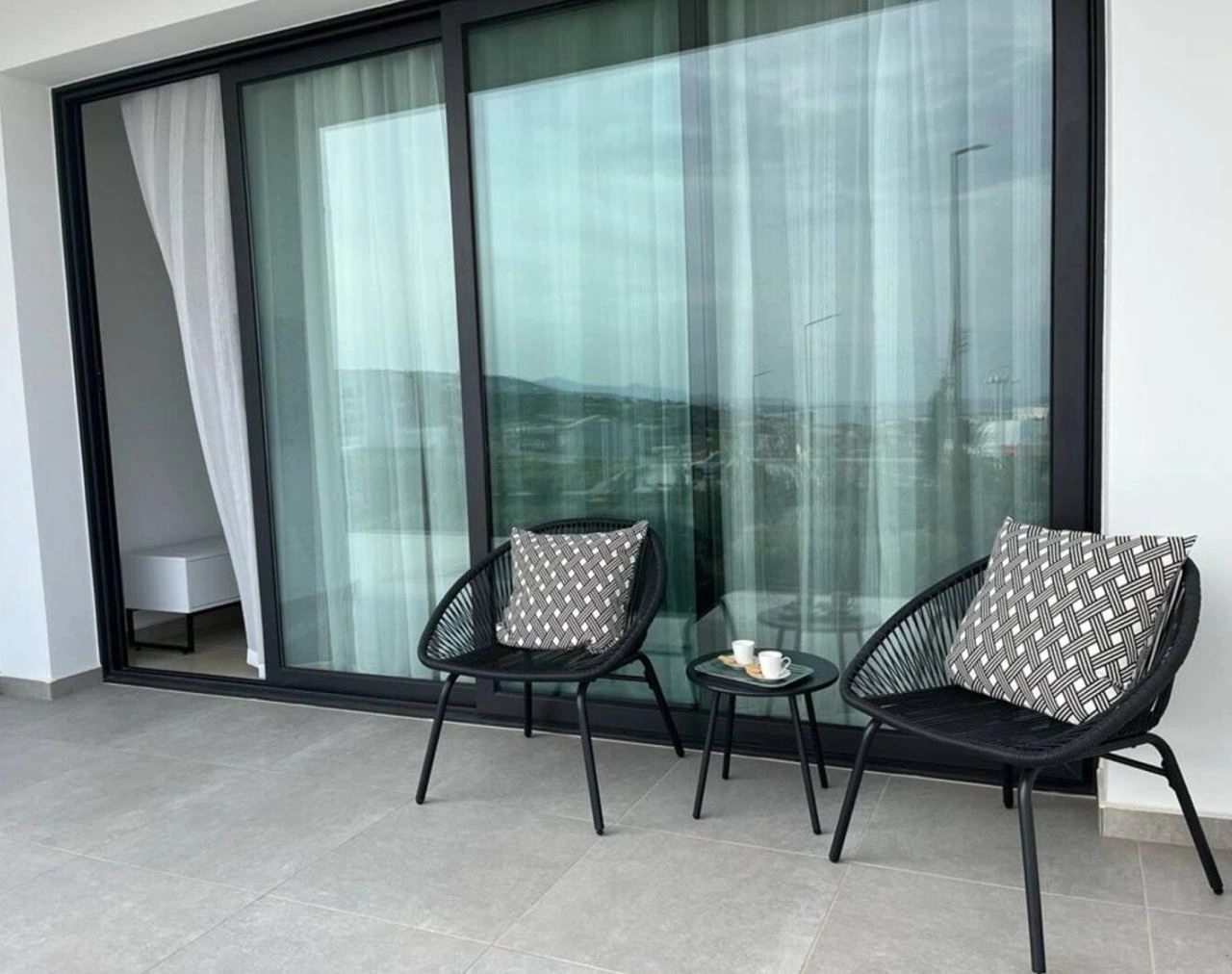 Apartment 98 m2 by the sea, Esentepe