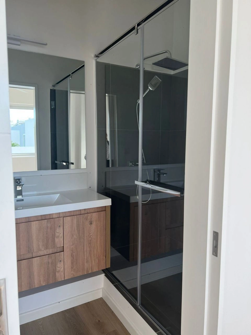 فيلا تامارين المطلة على الجبال مع حديقة ومسبح، موريشيوس