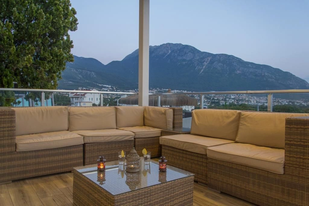 Makellose Villa 4+1 in der prestigeträchtigen Gegend von Fethiye