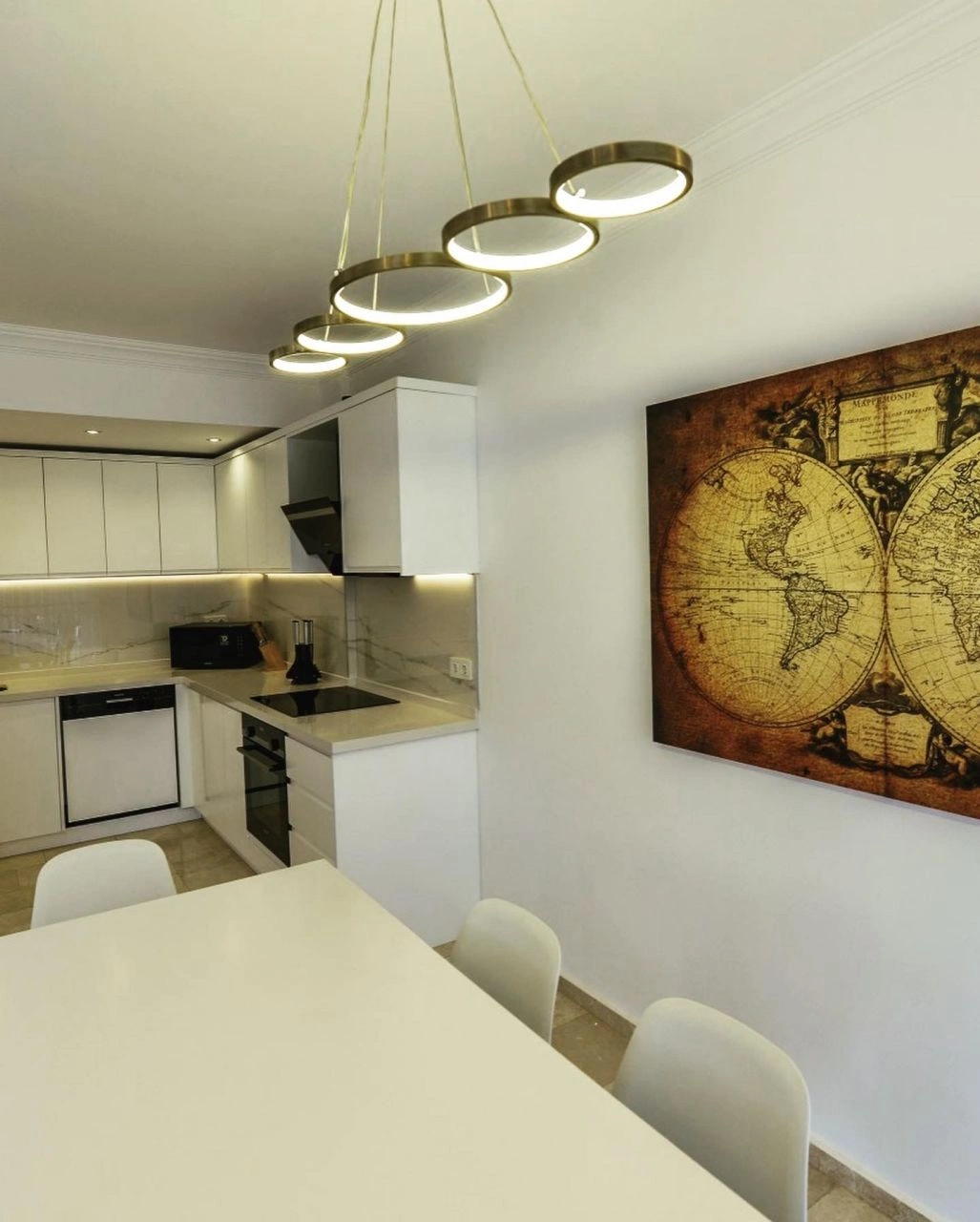 Luxury villa 200 m2 near the beach in Fethiye