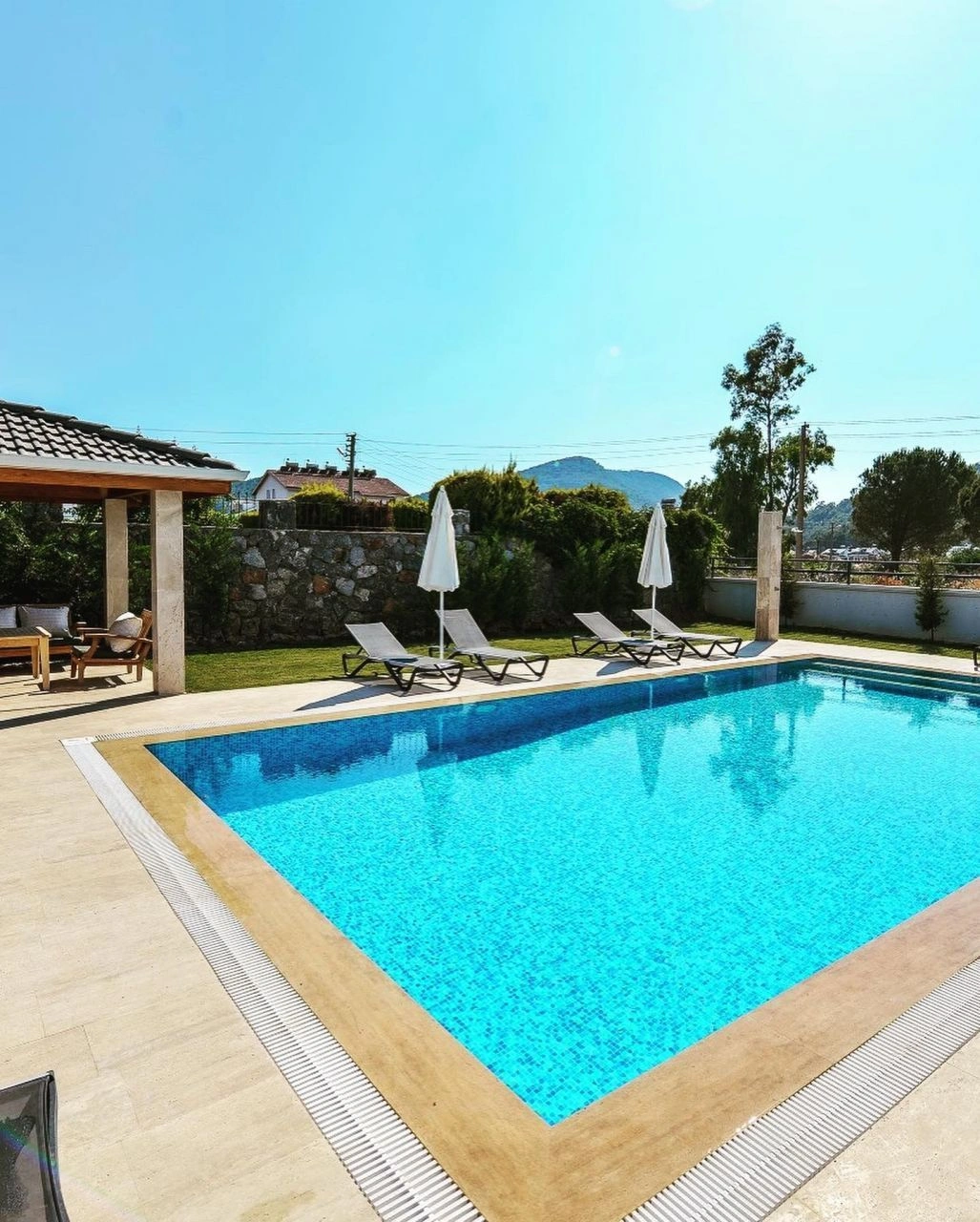 Luxury villa 200 m2 near the beach in Fethiye
