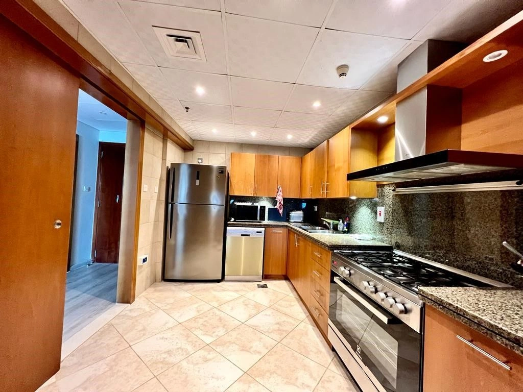 दुबई मरीना में 175 m2 का अपार्टमेंट देखें