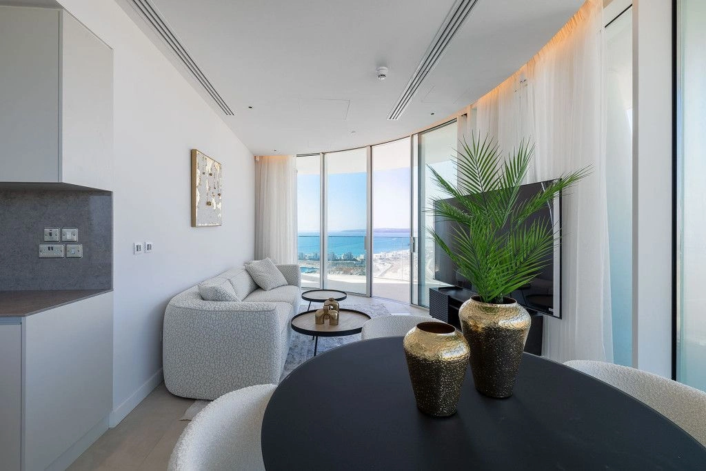 Luxuriöse Wohnung 125 m2 in Famagusta