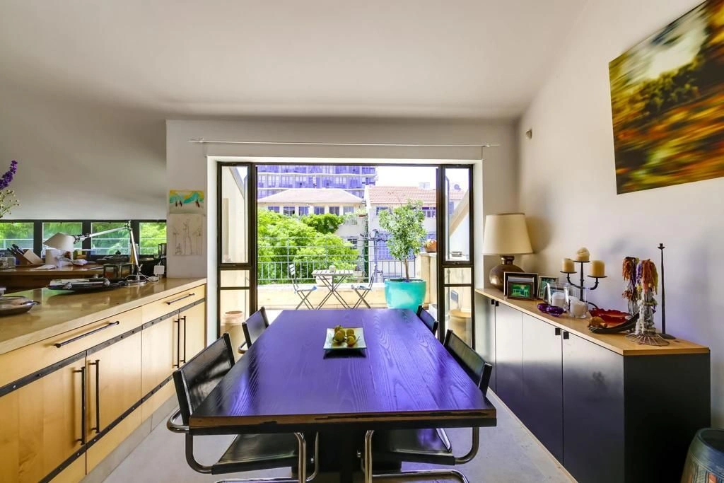 View Penthouse 3+1 with three bedrooms in Tel Aviv, Israel