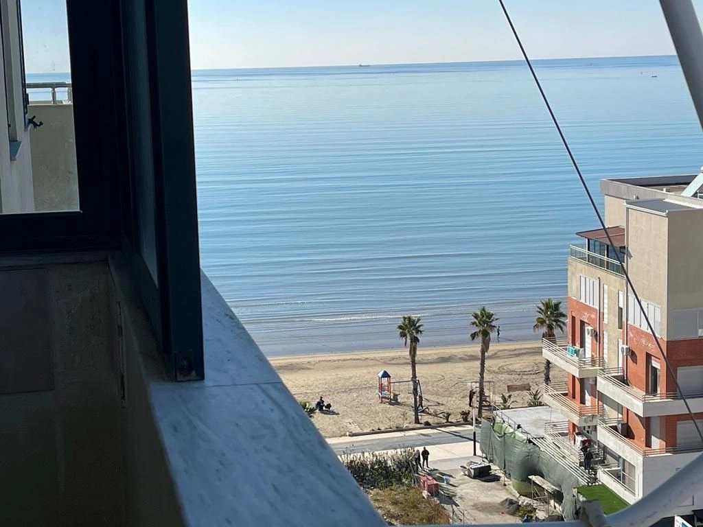 Magnificent apartment 53 m² in Durres