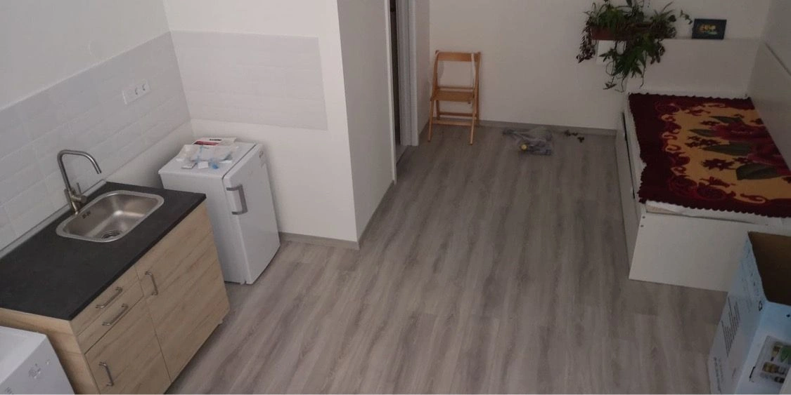 استودیو ۲۱ متر مربعی در مرکز بوداپست