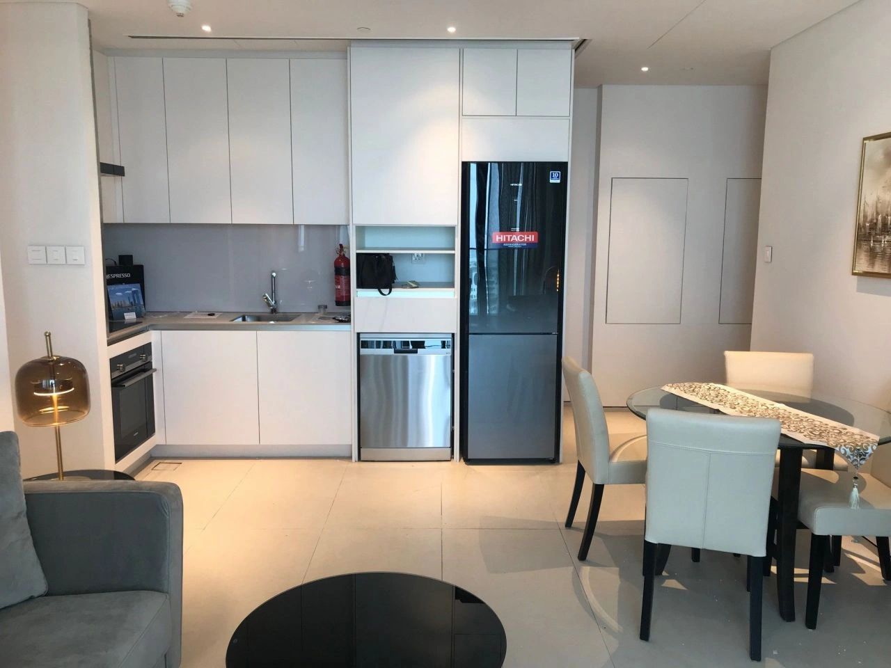 位于波斯湾海岸的72平方米服务式公寓,附带私家海滩