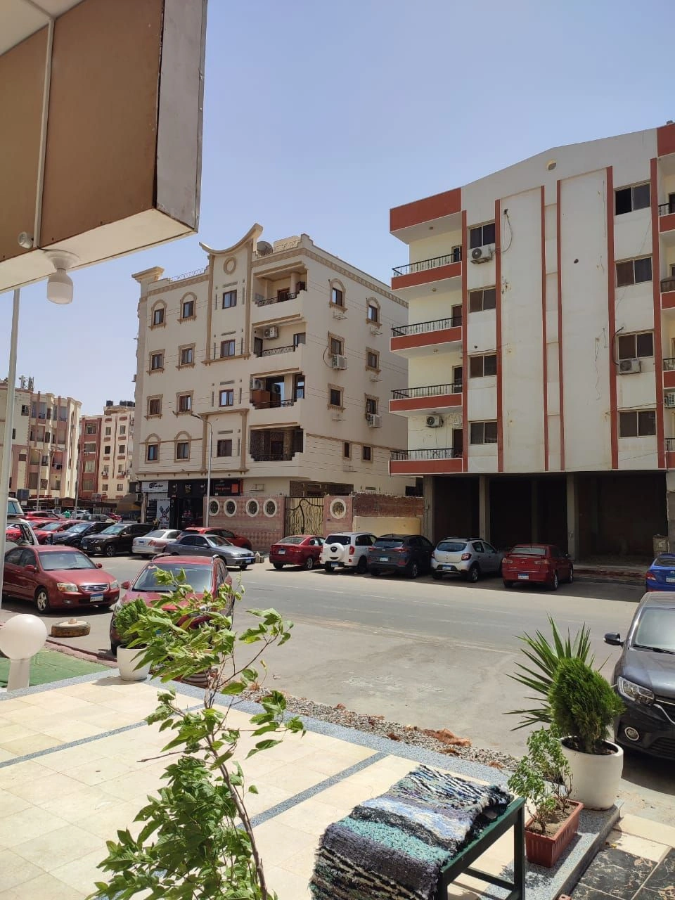 Finished apartment in Hurghada in a modern complex by the sea, Egypt