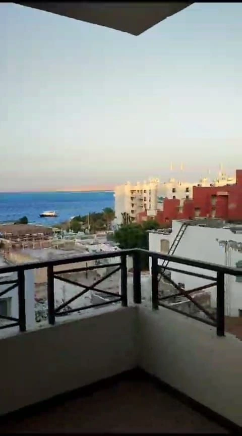 埃及赫尔格达市中心 4+1 公寓