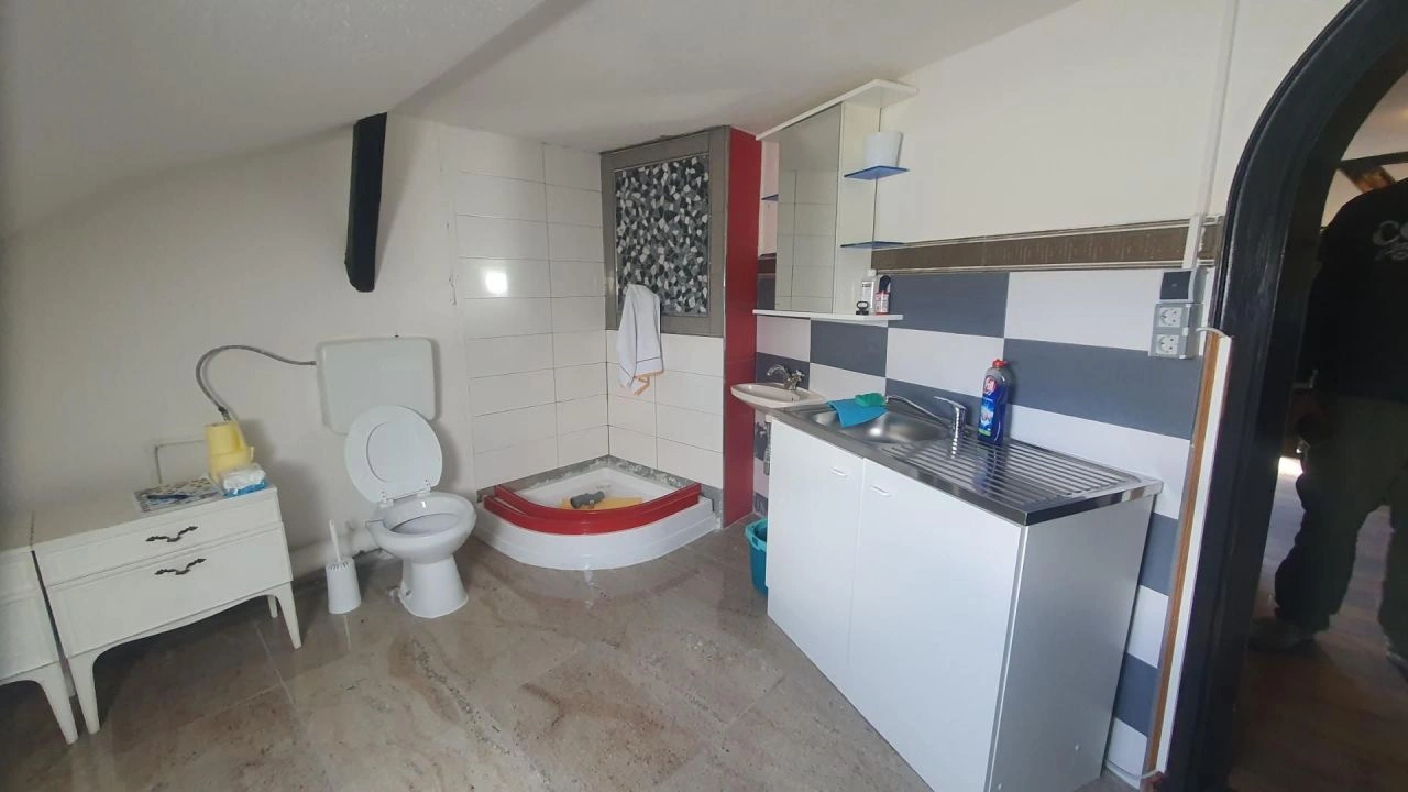 Apartment building in the center of Weisenkirchen, 550 m2