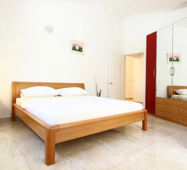 Spacious apartment of 82 m2 600 meters from the sea