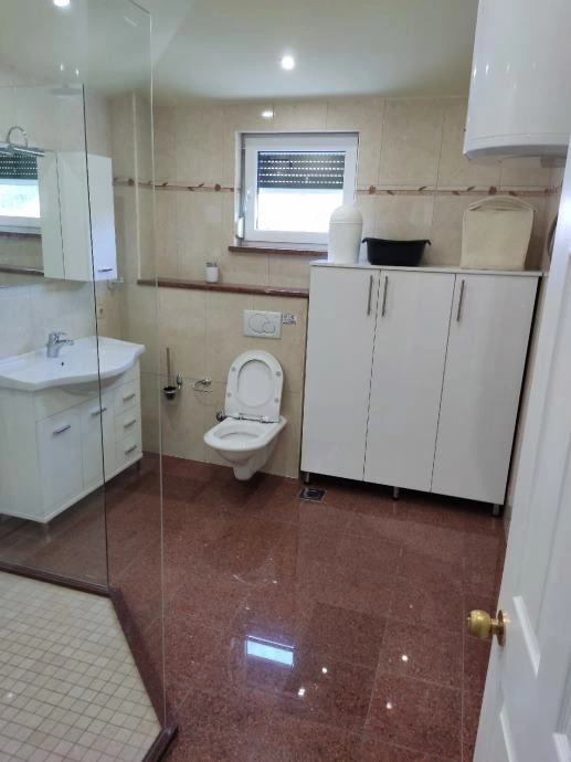 Spacious apartment of 82 m2 600 meters from the sea