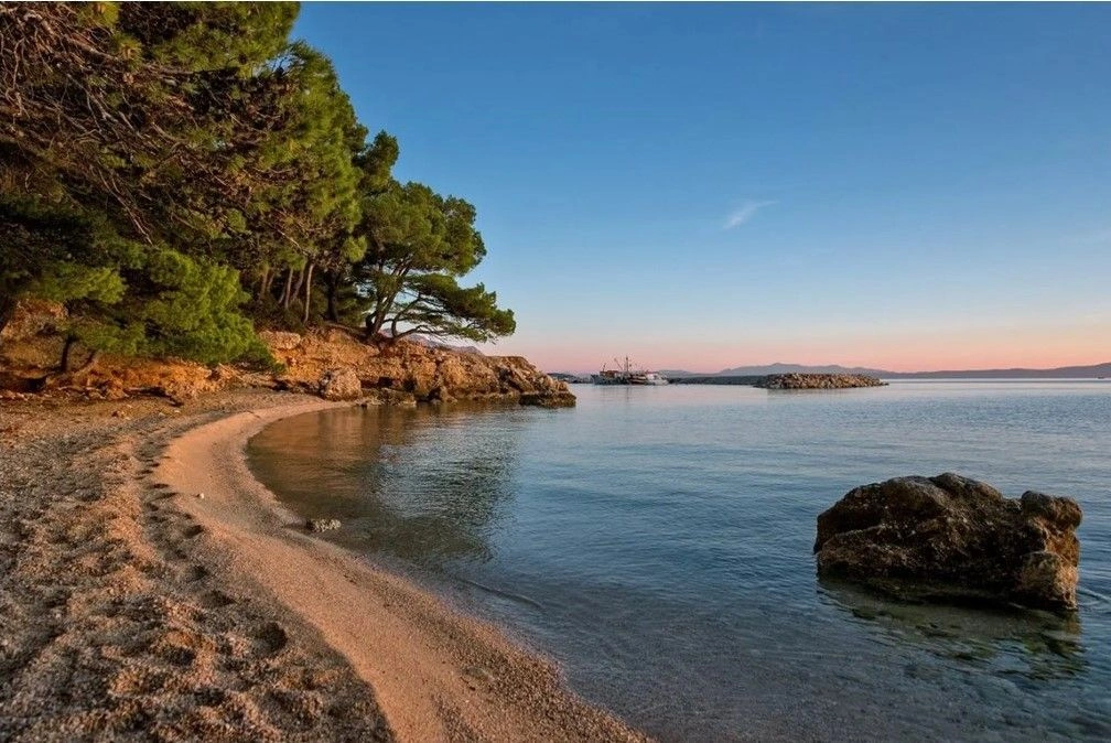 Spacious apartment of 82 m2 600 meters from the sea