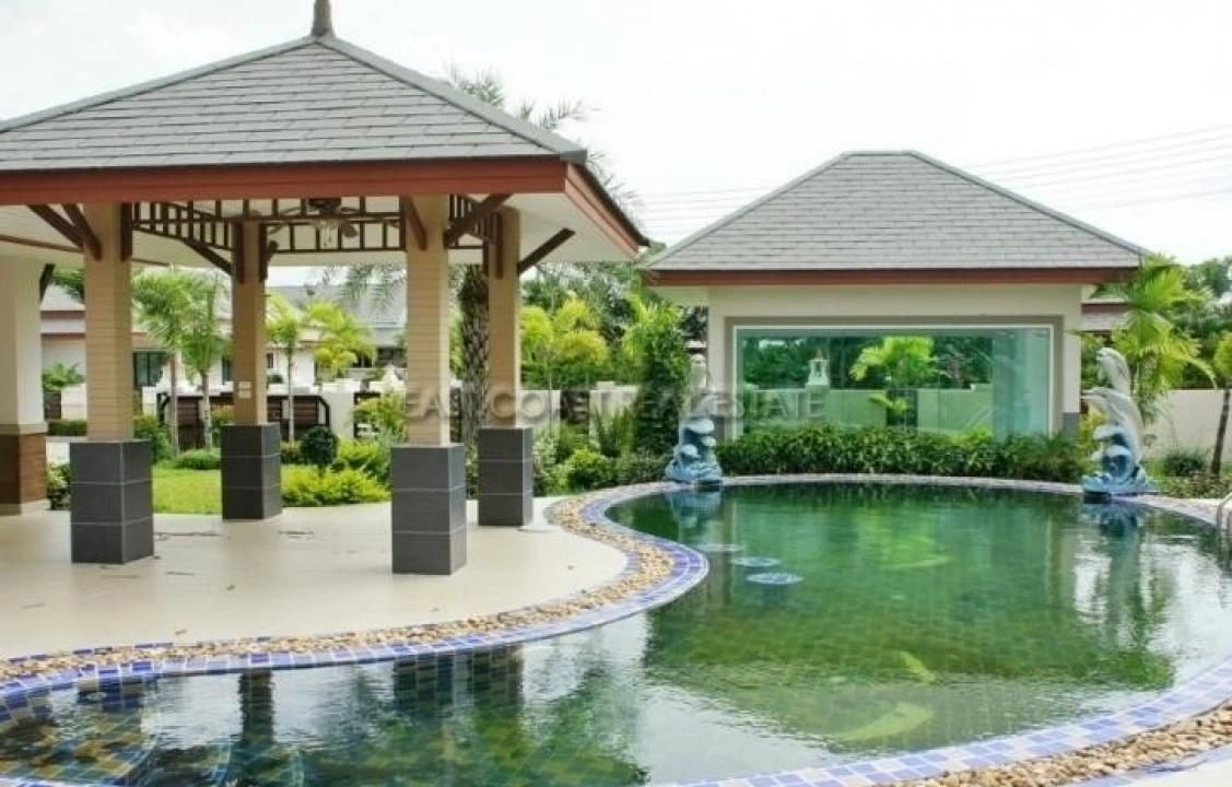 Comfortable villa 504 m2 in the resort area of Pattaya
