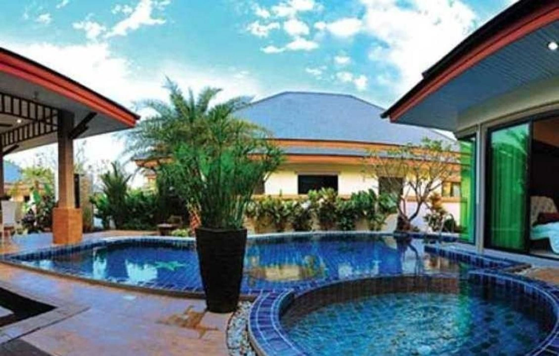 Villa 504 m2 in the resort area of Pattaya