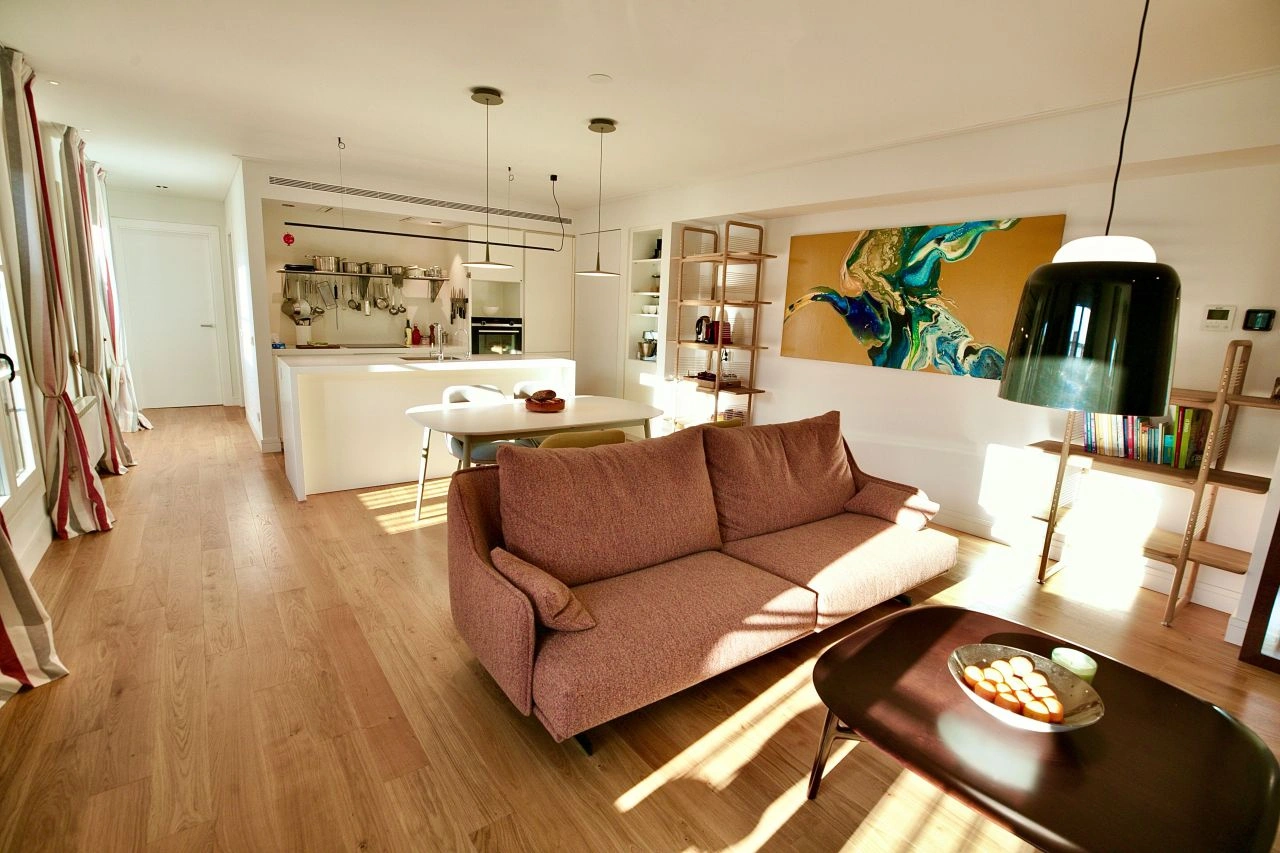 Luxury 2+1 apartment in the heart of Barcelona