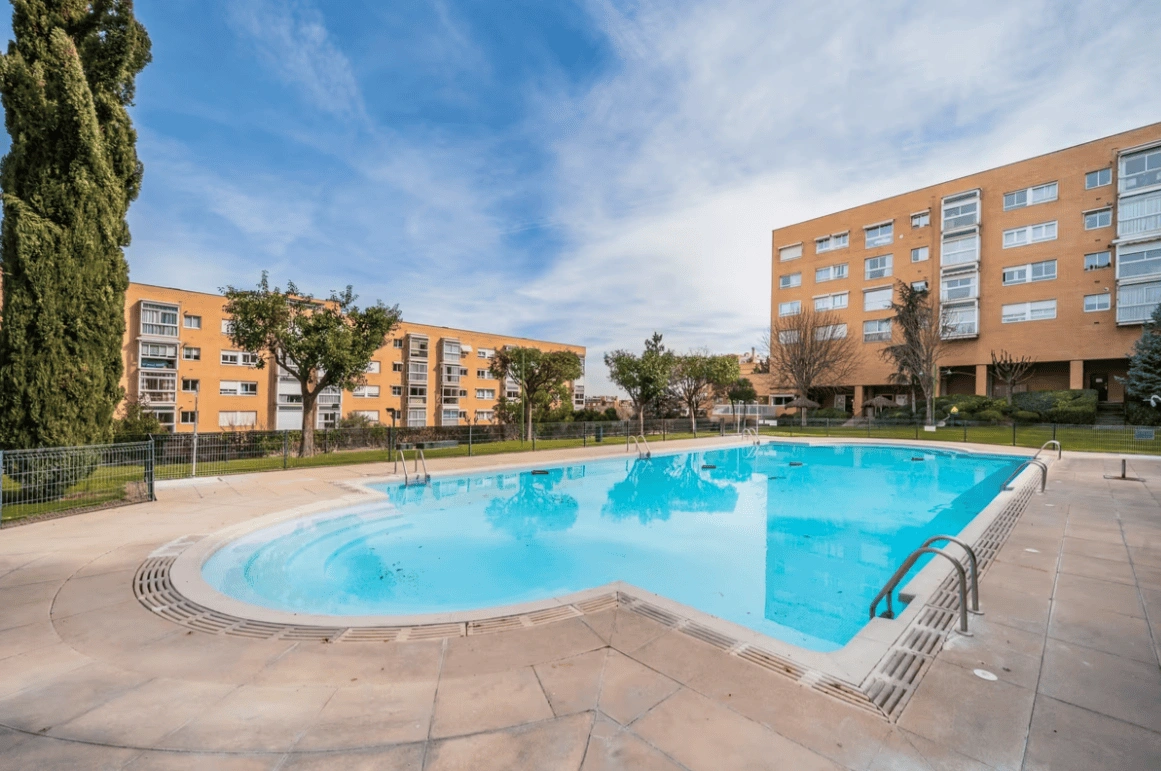 Apartment 130 m2 in Madrid