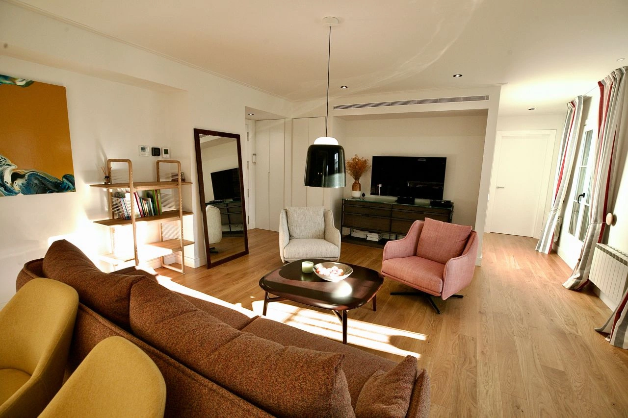 Luxury 2+1 apartment in the heart of Barcelona