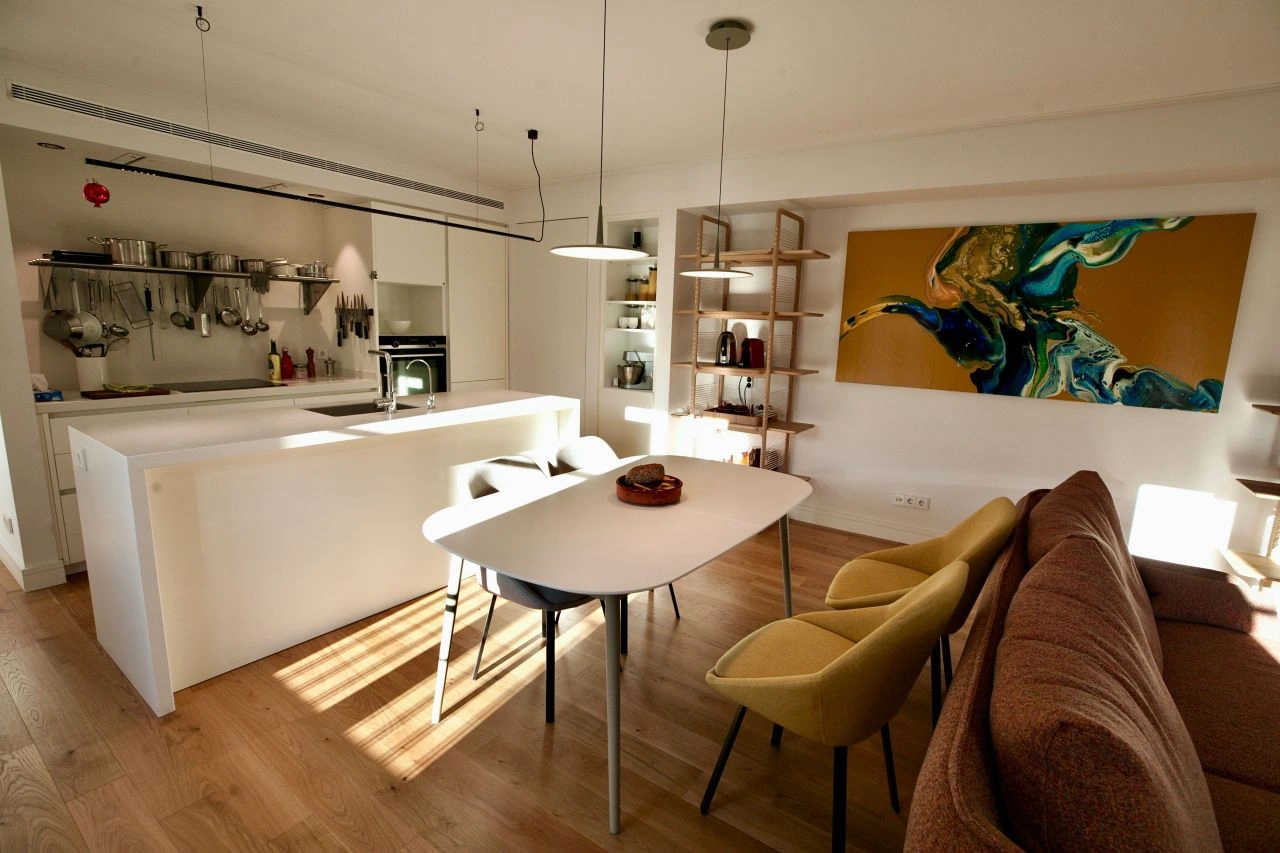 Luxury 2+1 apartment in the heart of Barcelona
