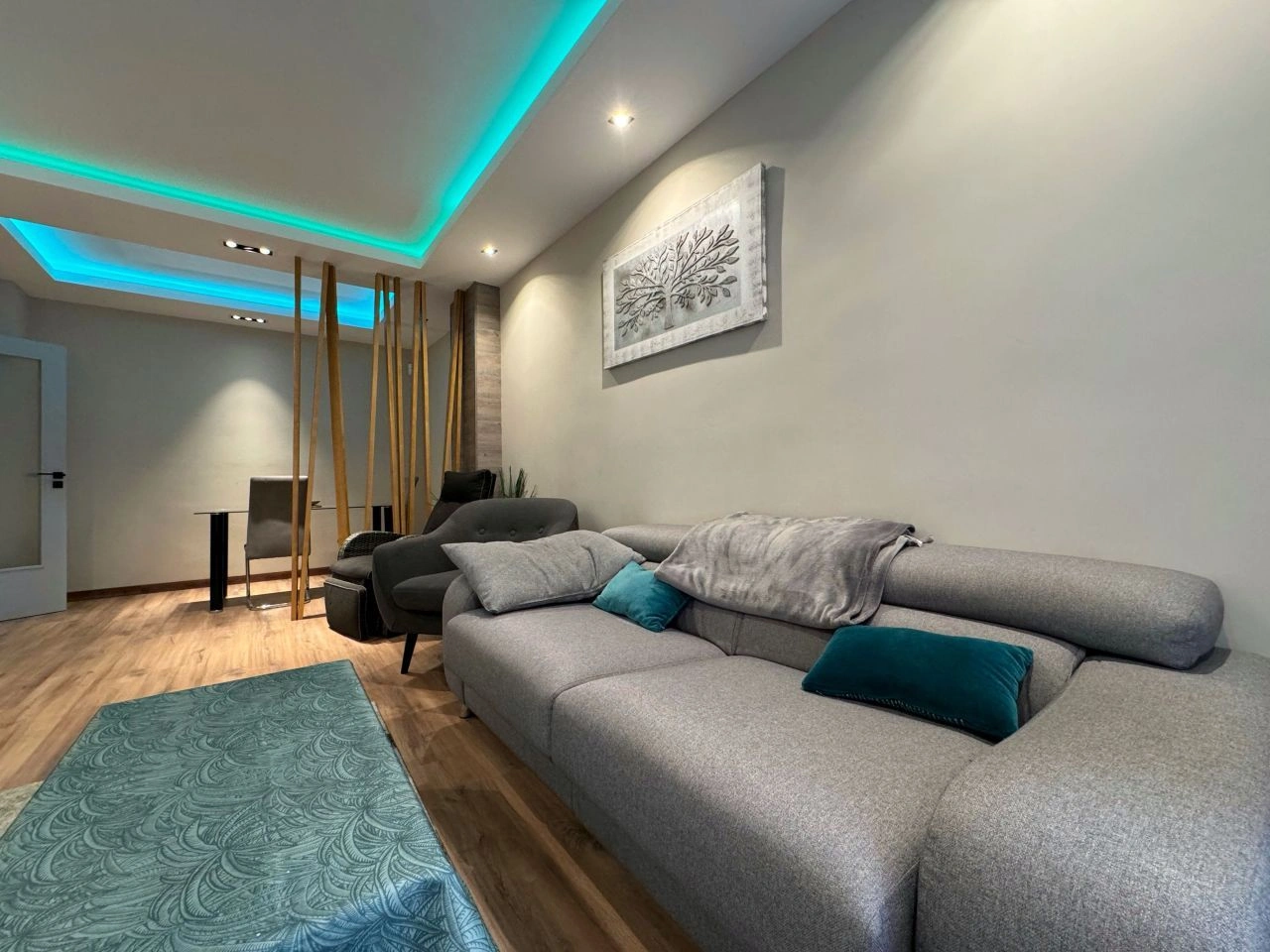 底层精美公寓,82 m²