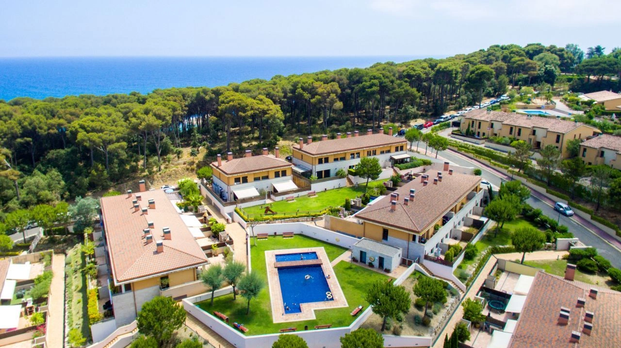 Townhouse 225 m2 100 m from the sea