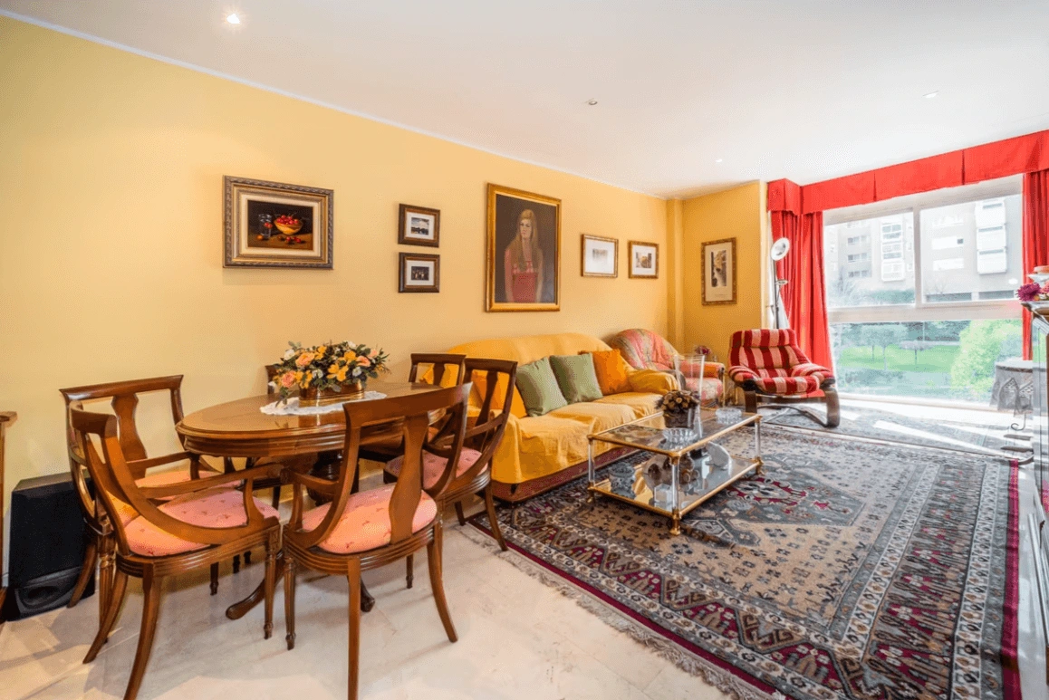 Apartment 130 m2 in Madrid