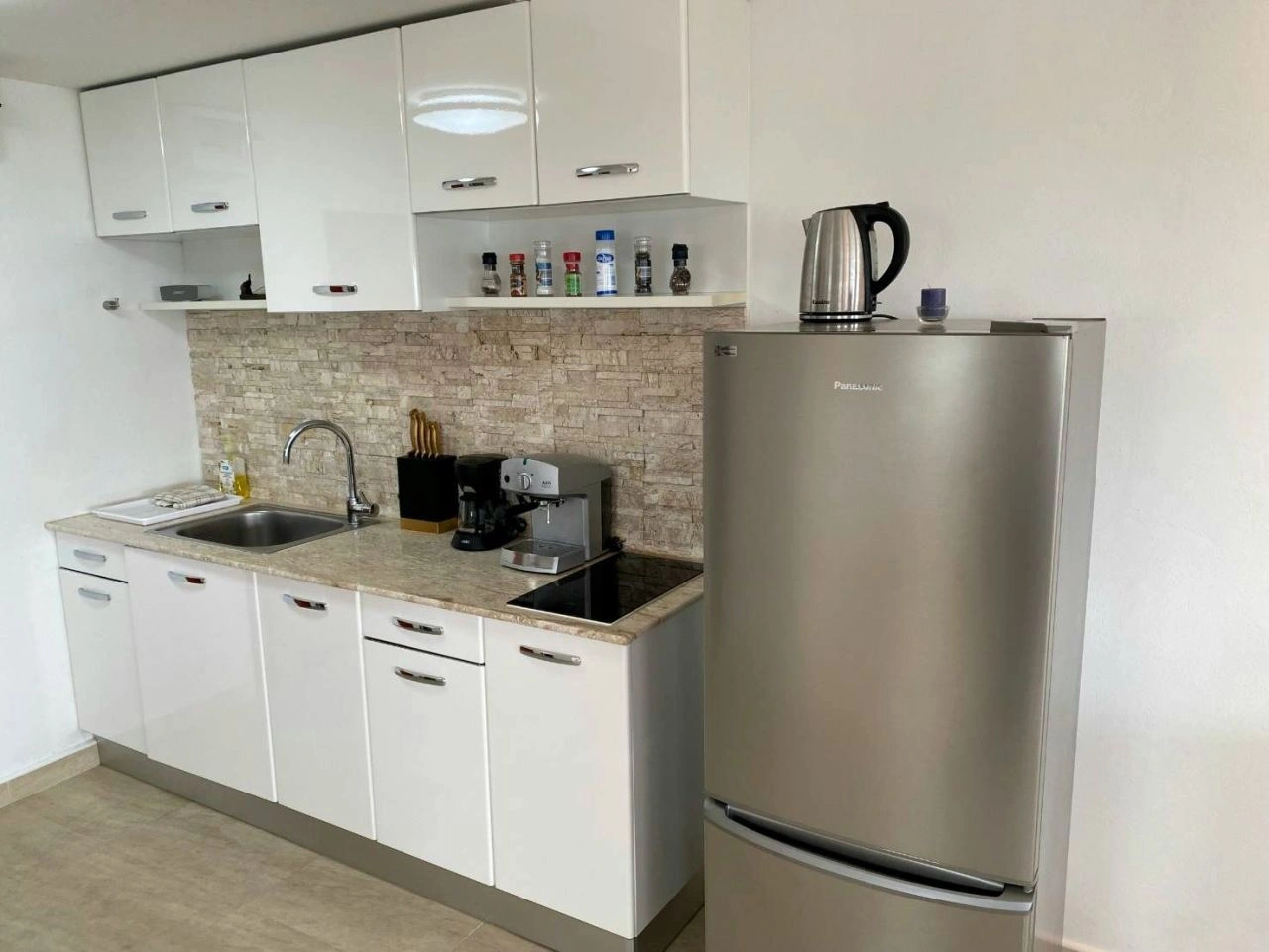 Bright apartment 95 m2 in a picturesque area in Pattaya