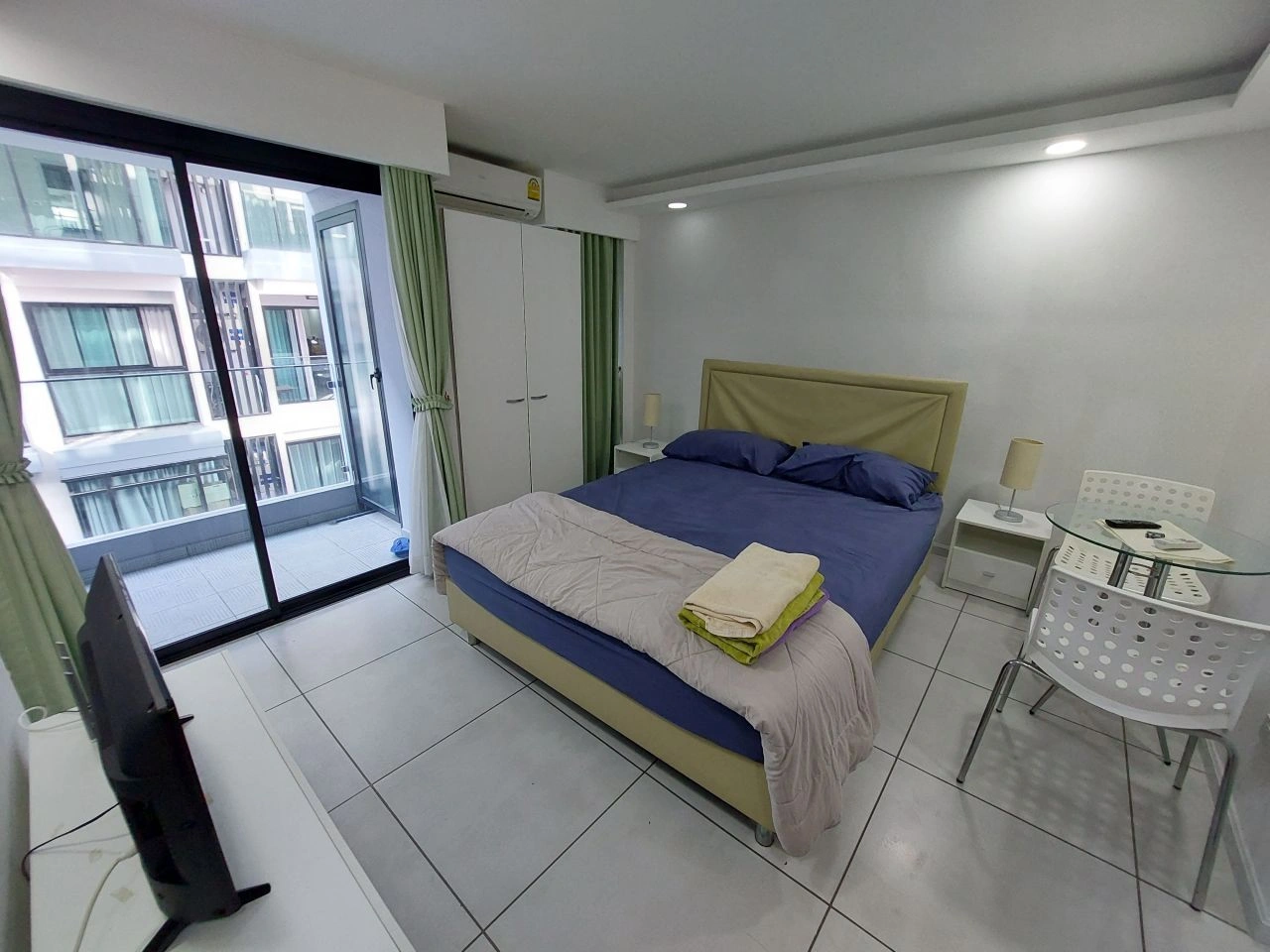Studio with pool view in Pattaya, Thailand