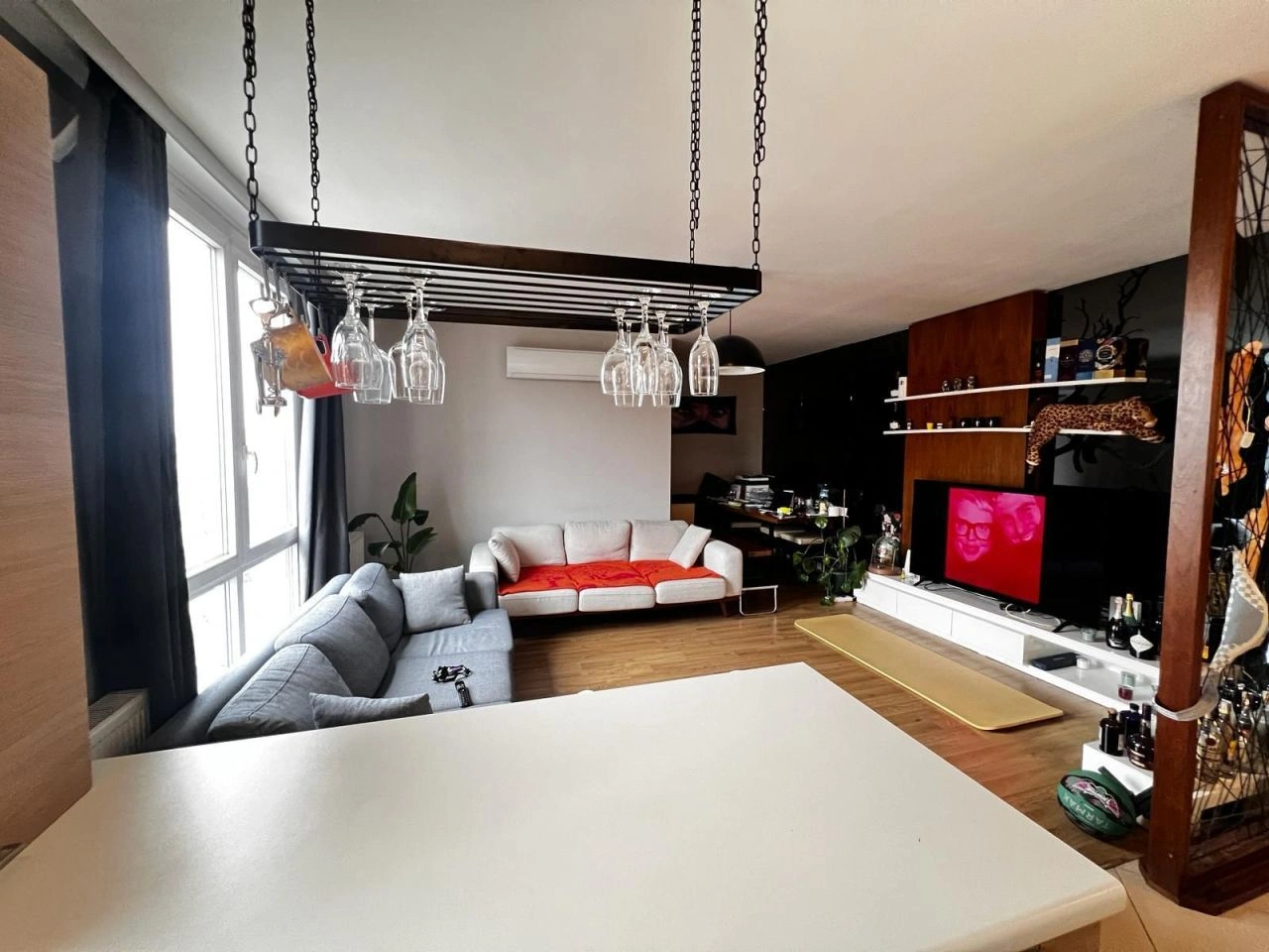 伊斯坦布尔带全景窗的 95 m2 公寓,土耳其