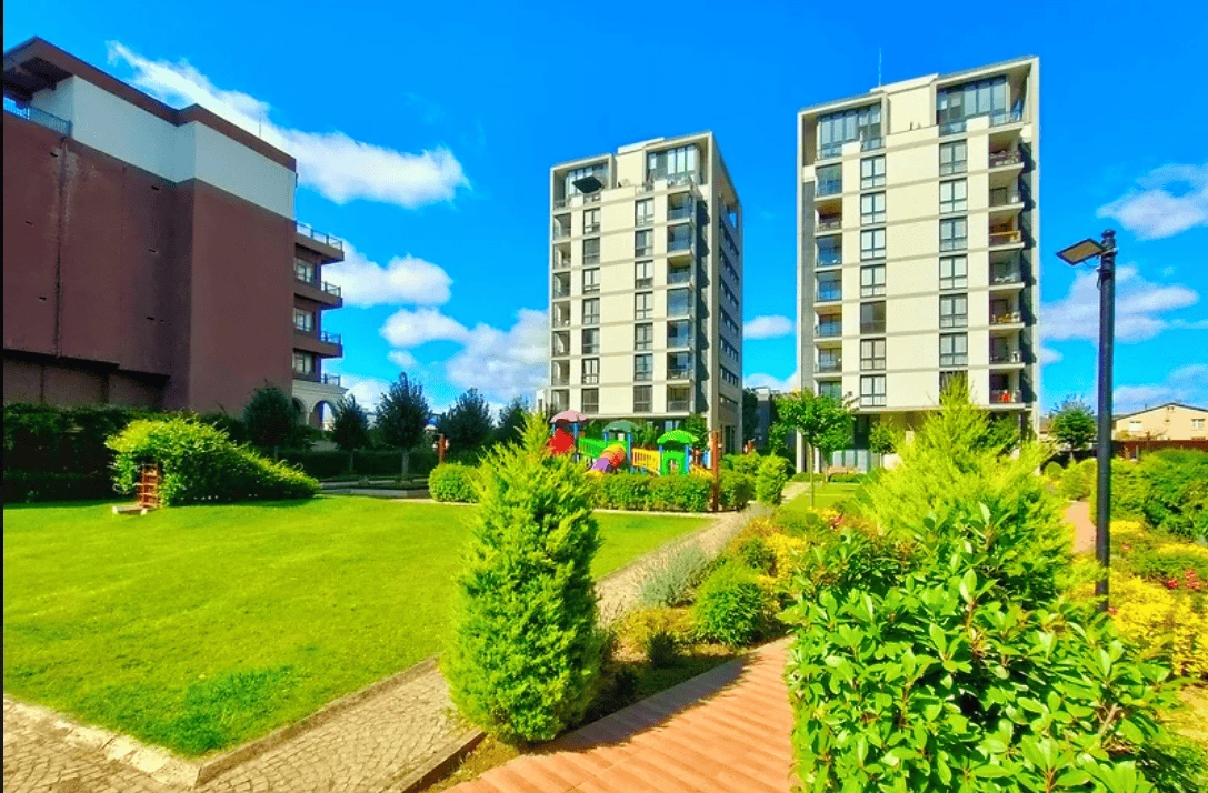 伊斯坦布尔带全景窗的 95 m2 公寓,土耳其