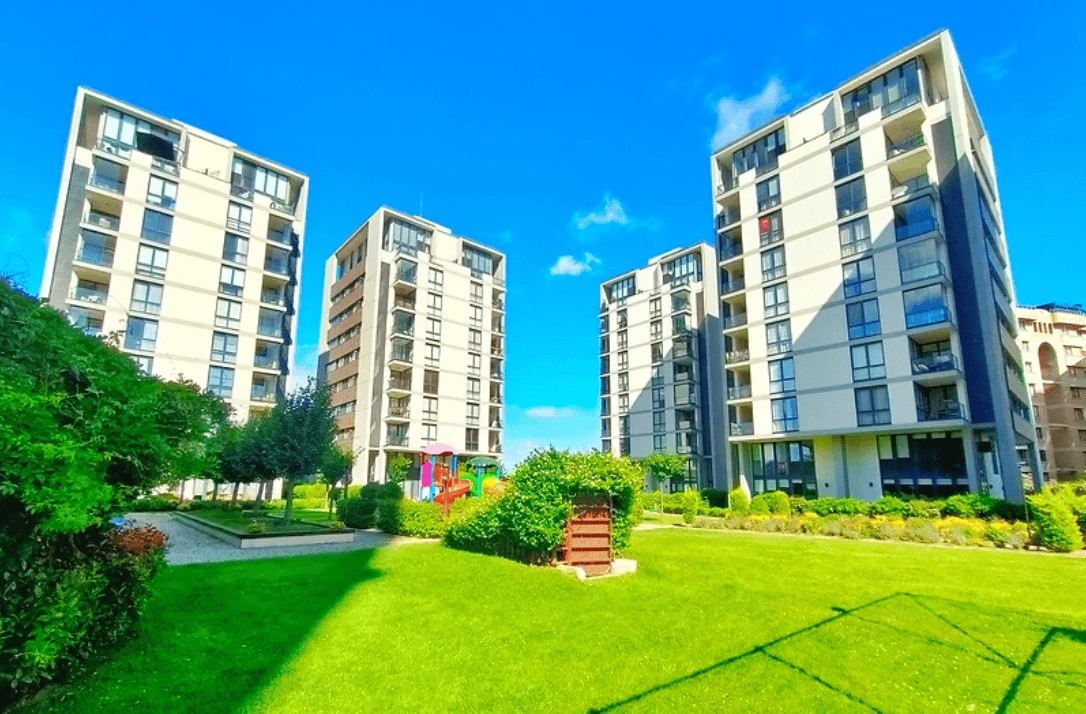 伊斯坦布尔带全景窗的 95 m2 公寓,土耳其