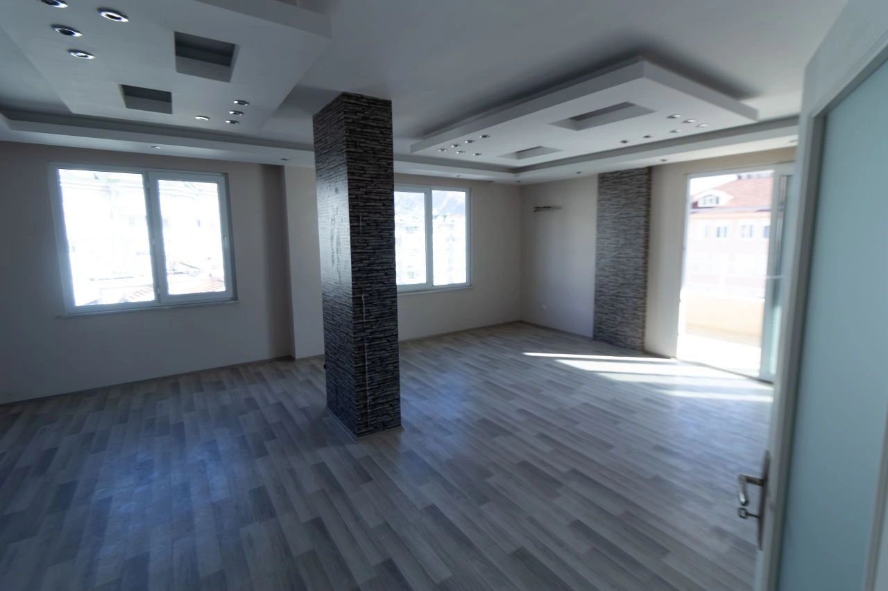 Luxuoso duplex 3+1 com vista panorâmica para o mar em Alanya