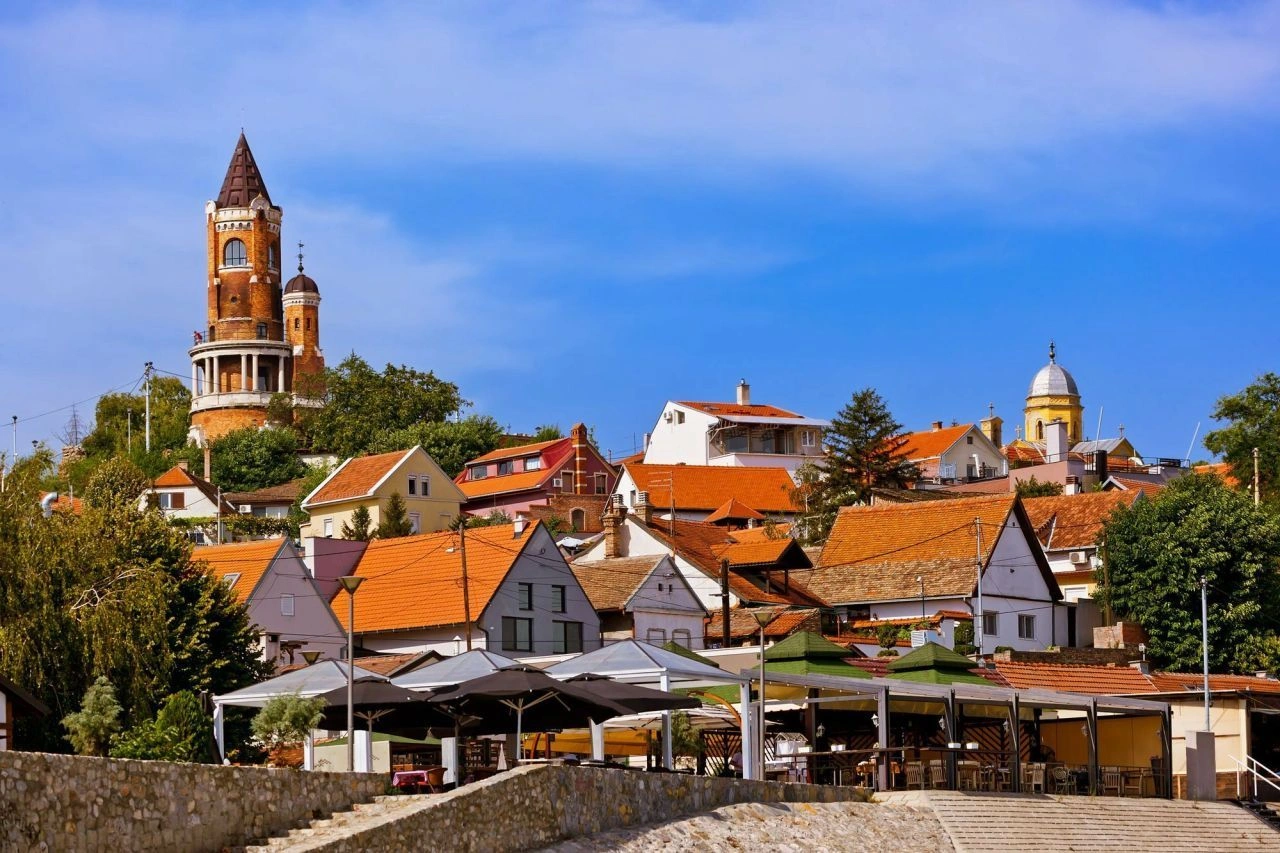 Квартира 1+1 в районе Земун, Белград, Сербия